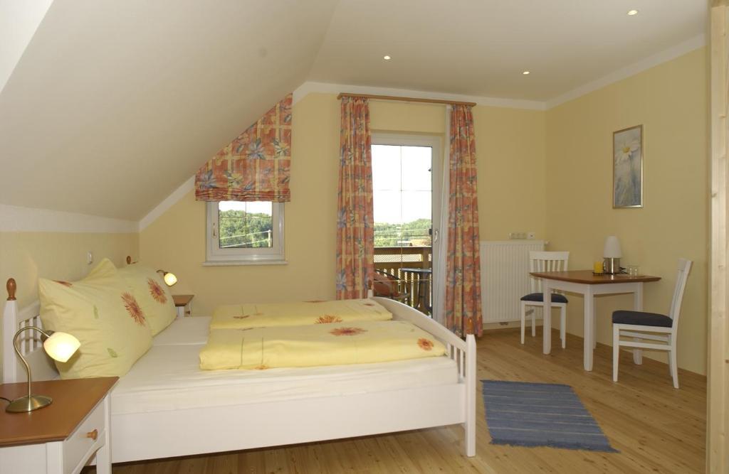 Hotel Garni Huegellandhof Neuhaus am Klausenbach ห้อง รูปภาพ