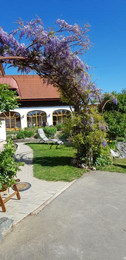 Hotel Garni Huegellandhof Neuhaus am Klausenbach ภายนอก รูปภาพ